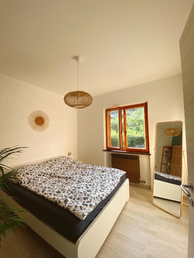Happy Guest Apartments - Bella Vista Riva di Solto Exterior photo